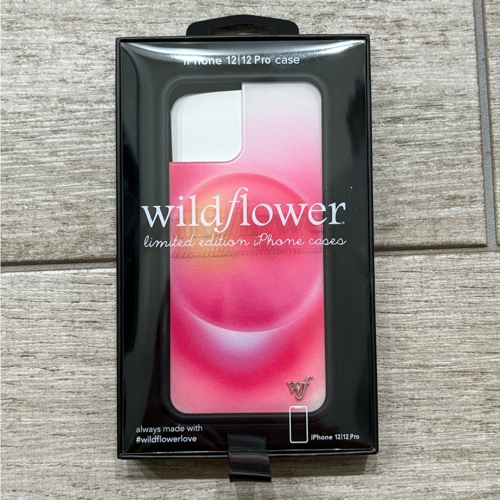 Pink Aura Wildflower iPhone 12/Pro case 💗💗